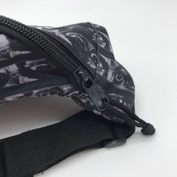 Dead Kennedys Rocksax One Size Black/Gray/White Fanny Pack Bag - Picture 7 of 7